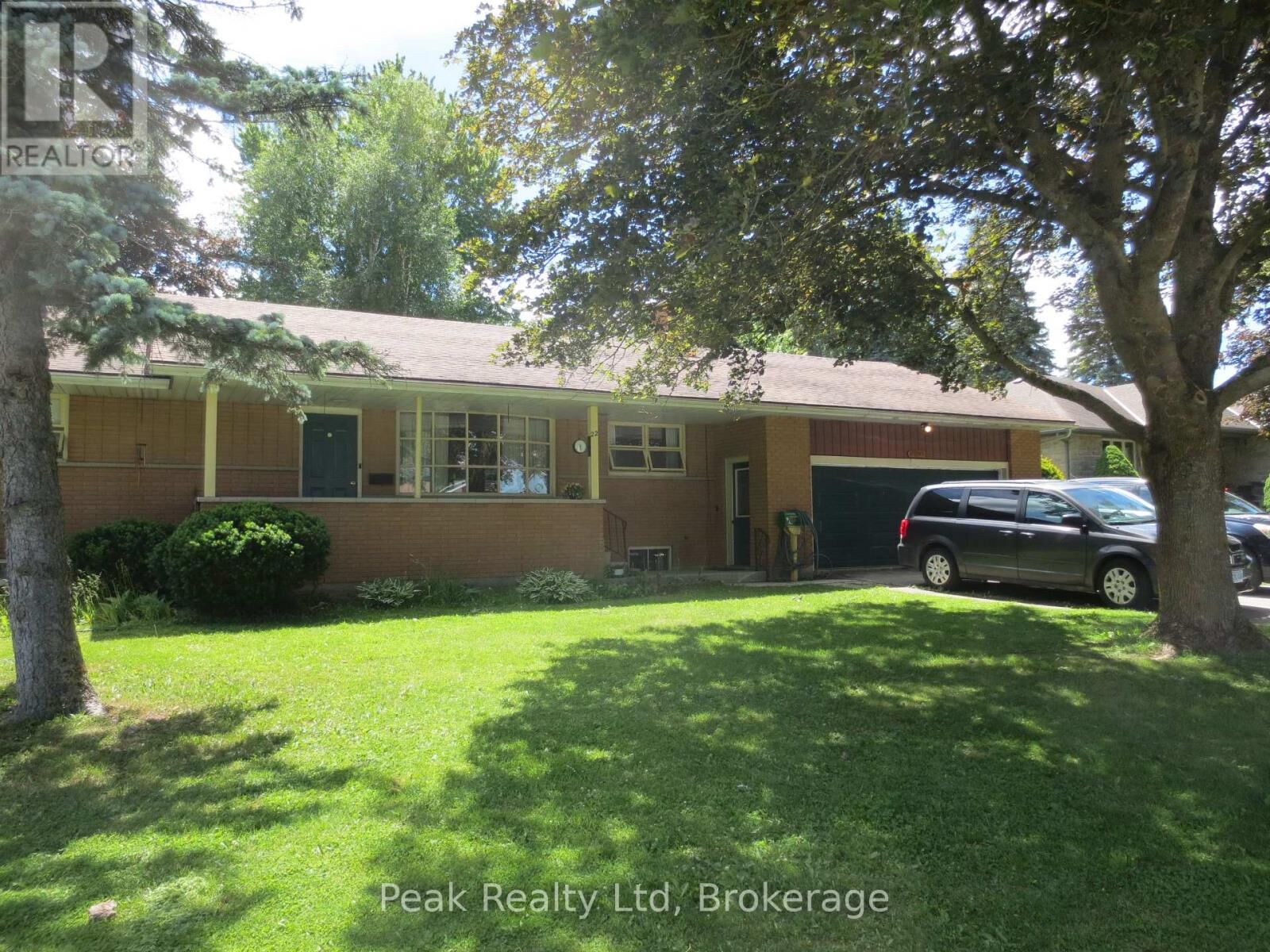 Property Photo: 22 Brown Street South ON N0G 1M0