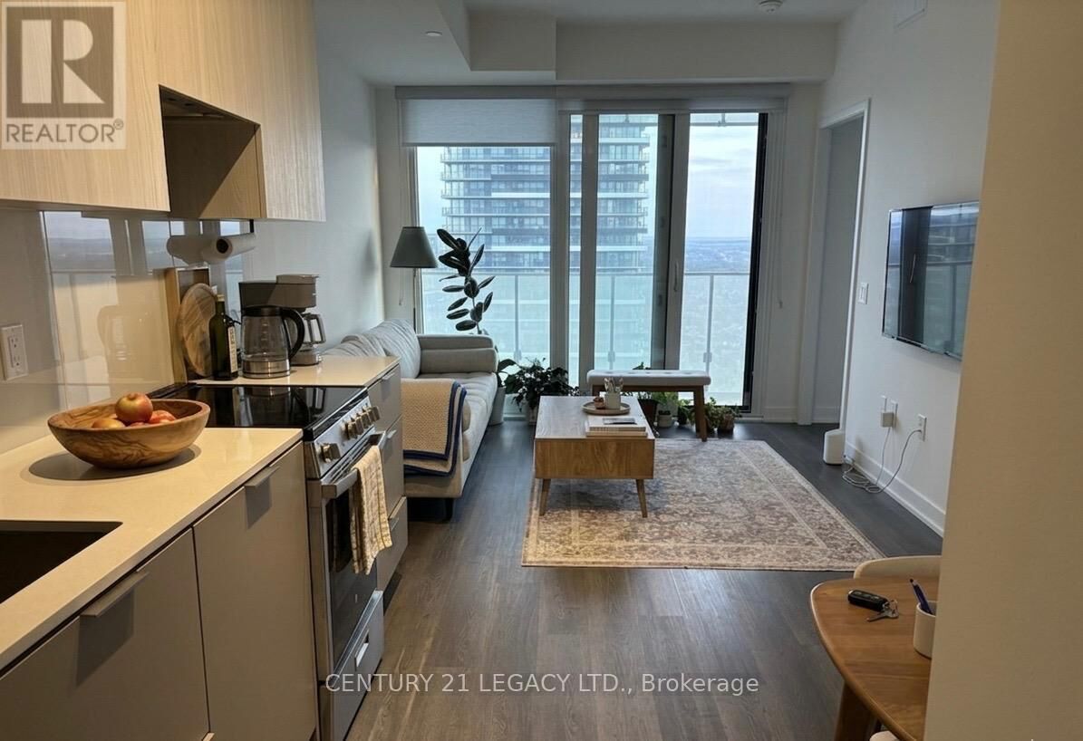 Property Photo: 3900 Confederation Parkway 3508 ON L5B 0M3