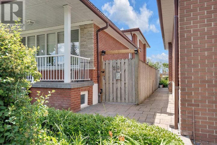 Property Photo: 39 Veerland Drive Bsmt ON M6L 1R8