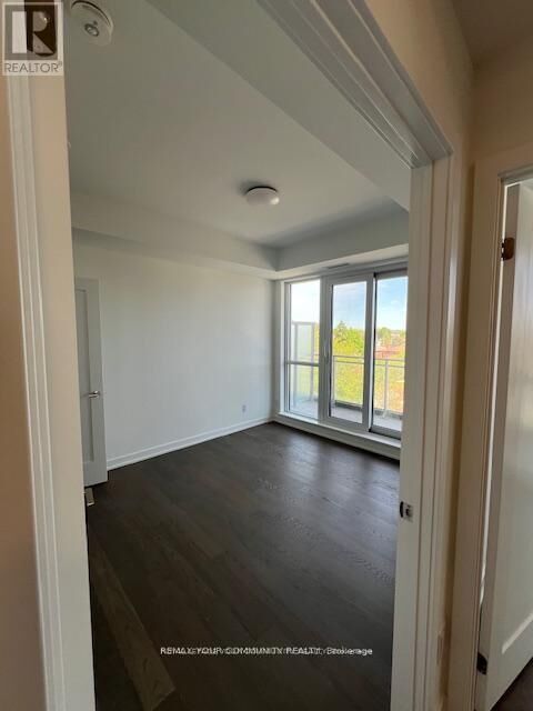 Property Photo: 8888 Yonge Street 323 ON L4C 5V6