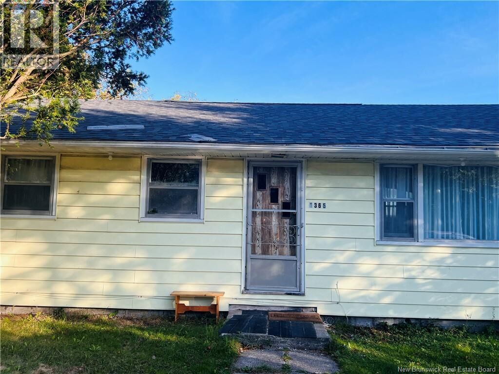 Property Photo:  1365 Sandy Point Road  NB E2K 5E6 