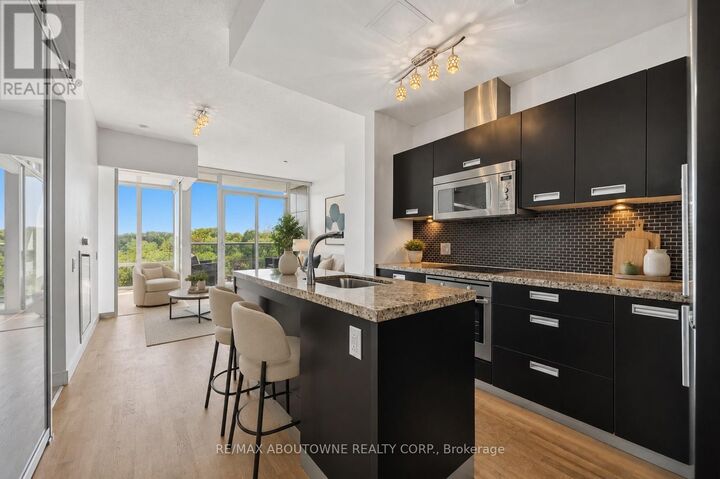 Property Photo:  88 Park Lawn Road 303  ON M8Y 0B5 
