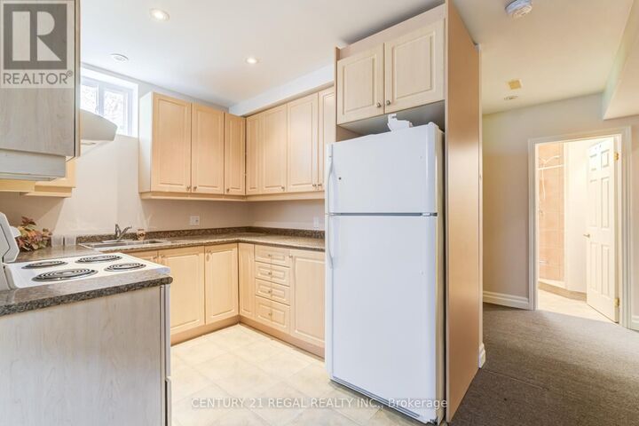 Property Photo:  2A Twenty Eighth Basement Street  ON M8W 2Y4 