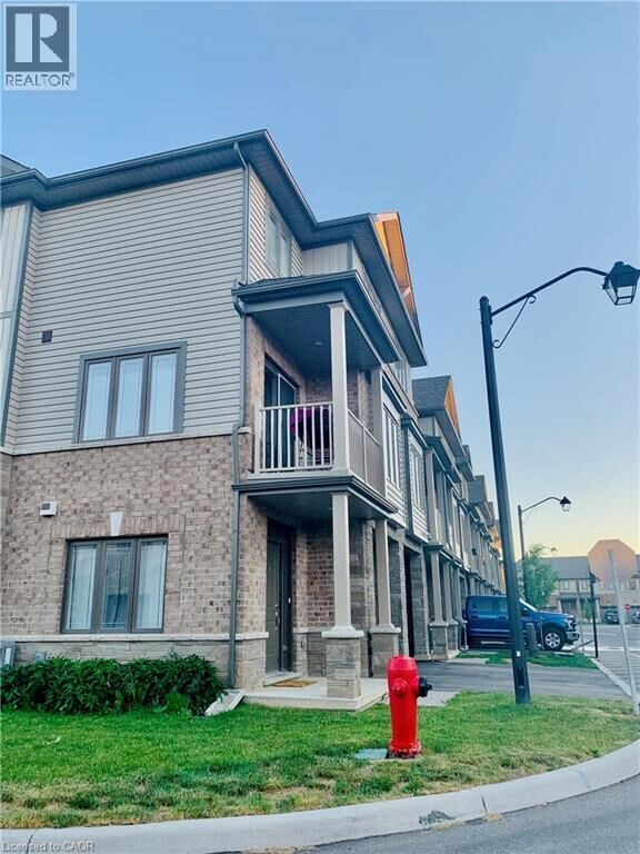 Property Photo:  77 Diana Avenue 118  ON N3T 0R6 