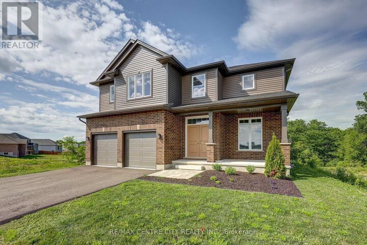 Property Photo:  58 Aspen Parkway  ON N5H 3H7 