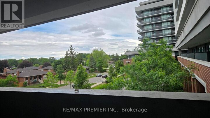 Property Photo:  4800 Highway 7 West 339  ON L4L 1H8 