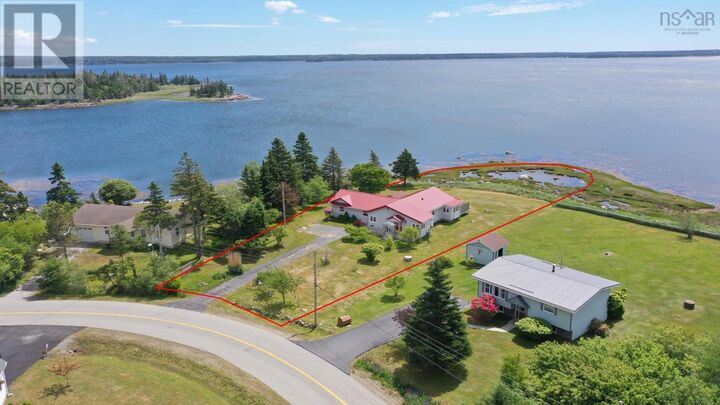 119 Island View Drive — photo 1