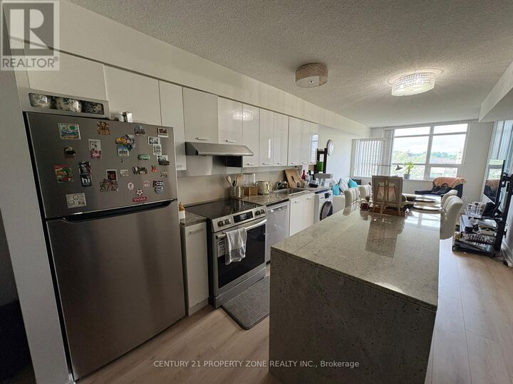 Property Photo:  33 Singer Court 303  ON M2K 0B4 