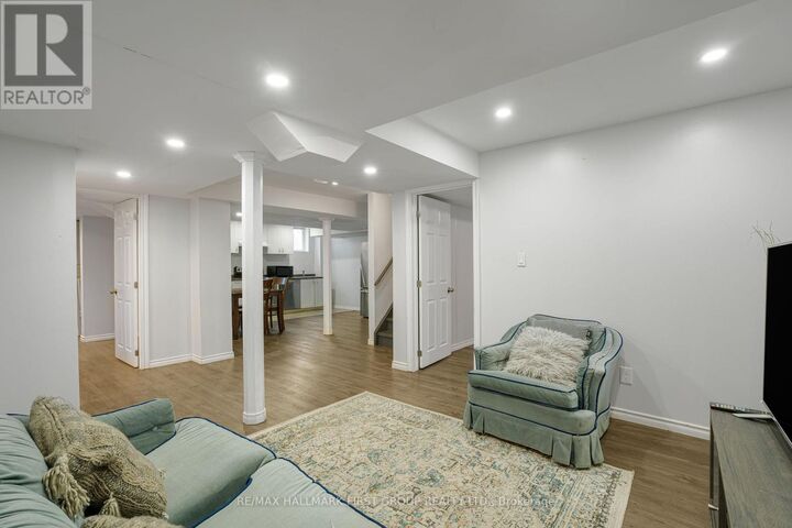 Property Photo:  86 Seward Crescent  ON L1Z 1Y9 