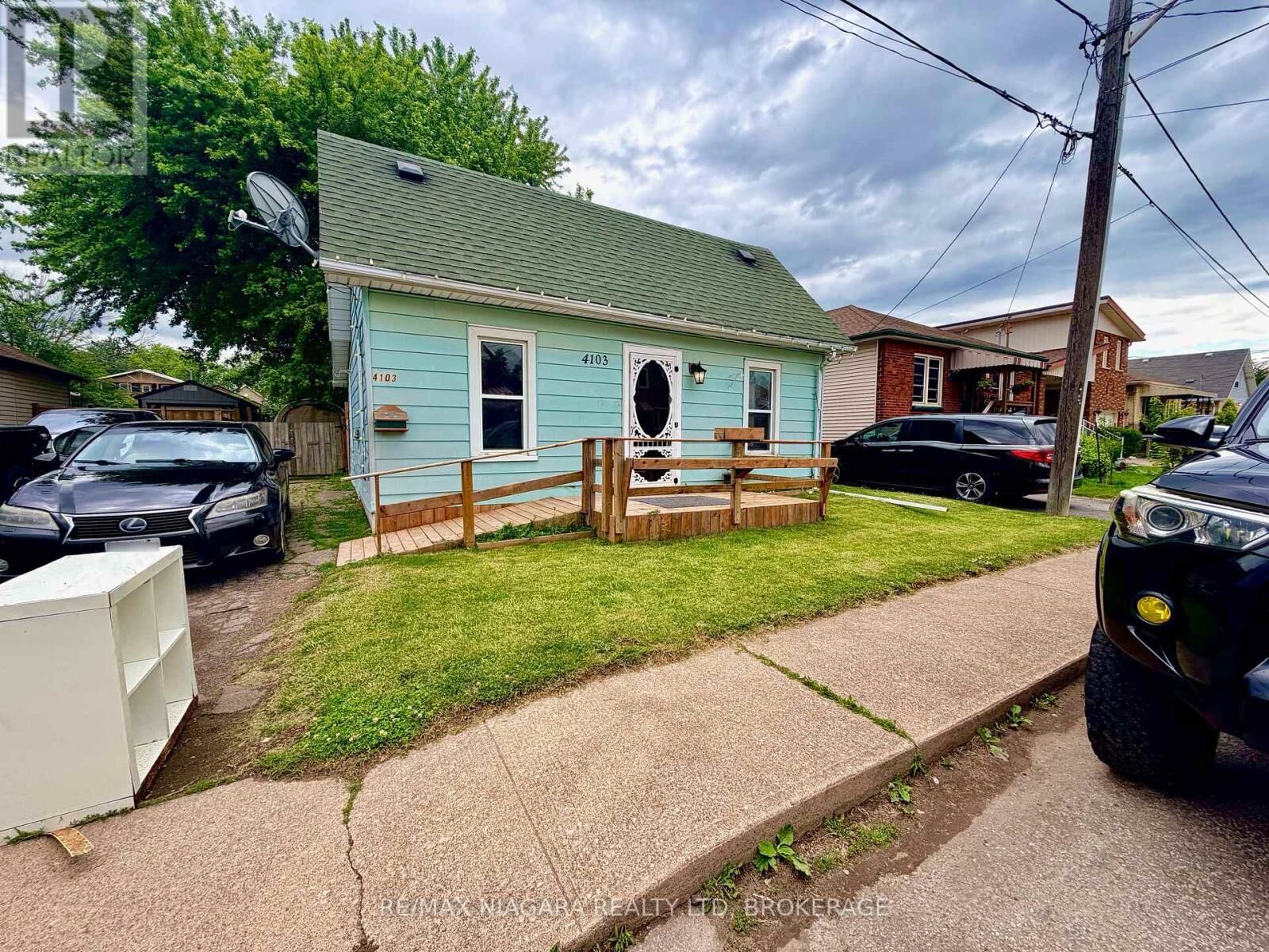 Property Photo: 4103 Dyson Avenue ON L2E 3L6