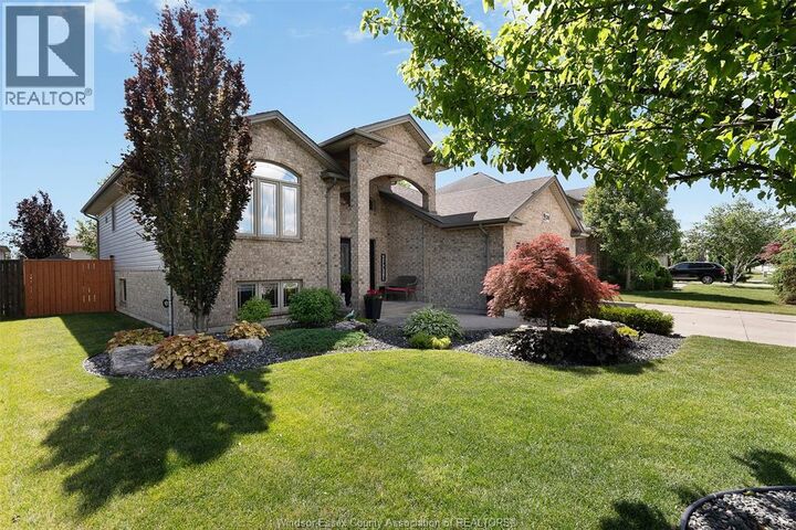 Property Photo: 1389 Crosswinds Drive ON N8L 0S6