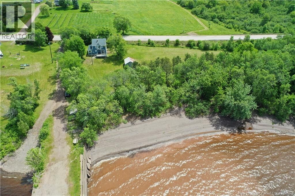 Property Photo: 6633 Route 105 NB E4C 2C1