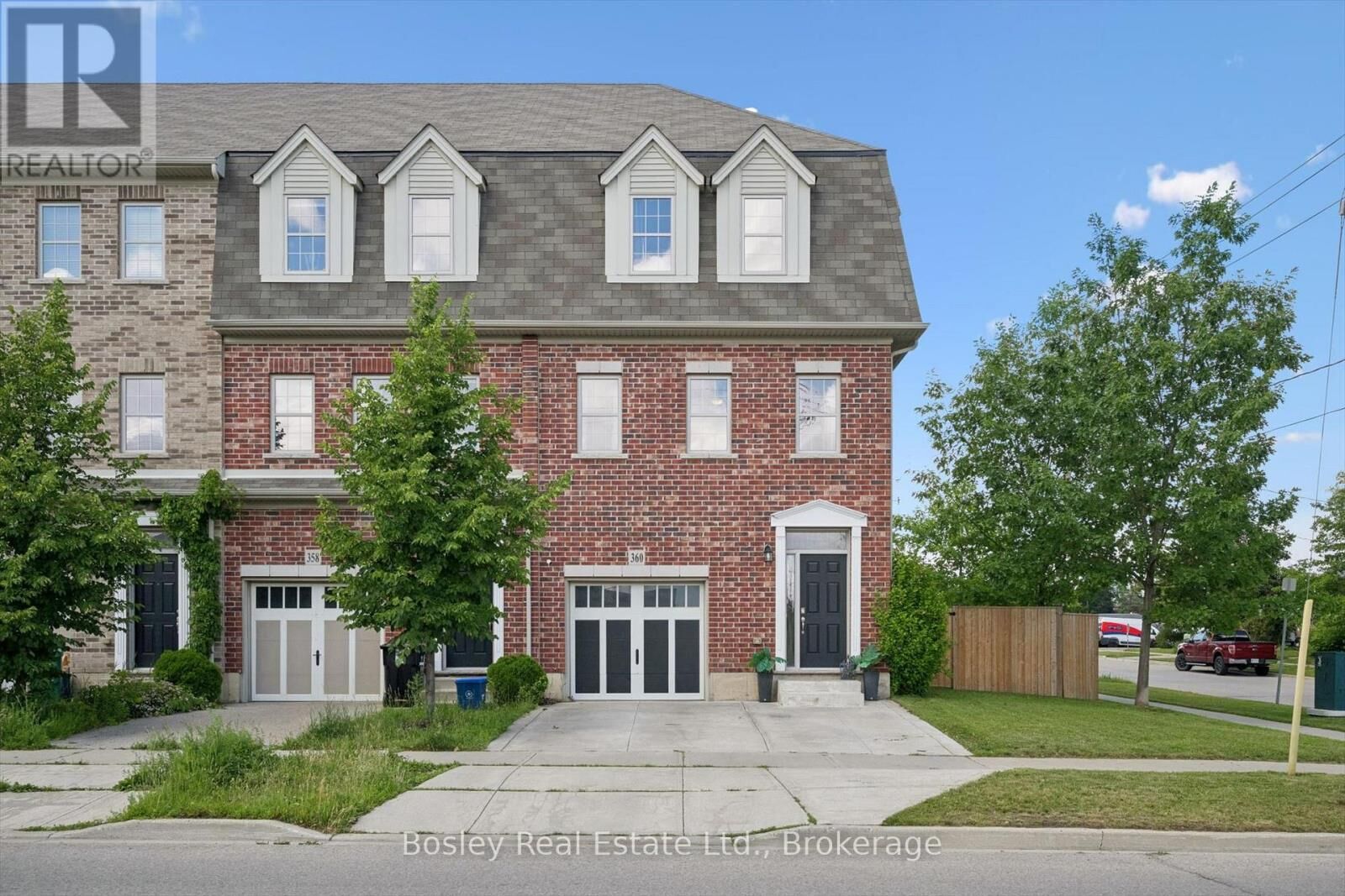Property Photo: 360 Louisa Street ON N2H 0B2