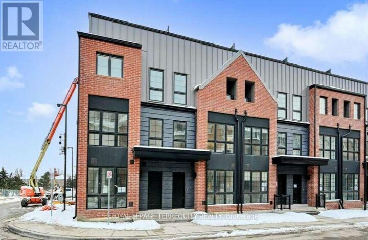 Property Photo:  150 Alton Crescent  ON L4J 0M1 