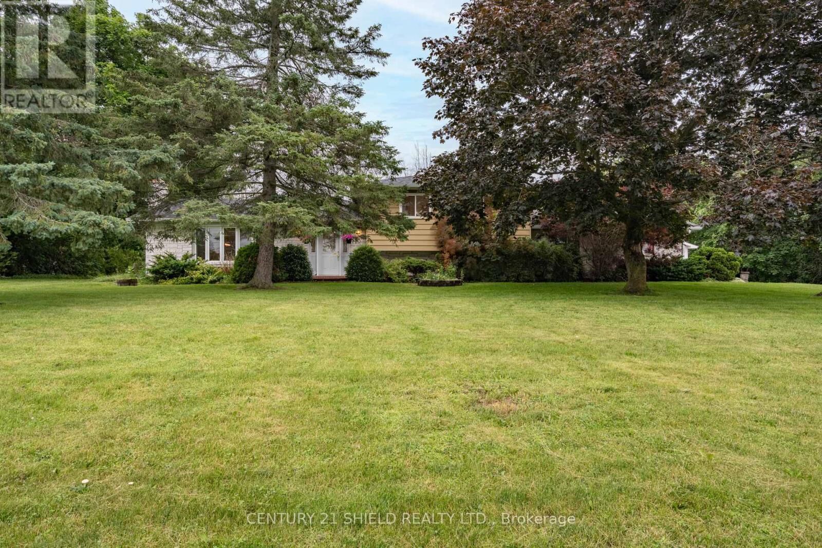 Property Photo:  18959 County Road 18  ON K0C 1S0 