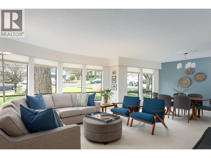 Property Photo:  2376 King Albert Avenue  BC V3J 7E4 