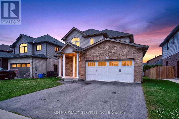 Property Photo:  4 Bergenstein Crescent  ON L3E 0G7 