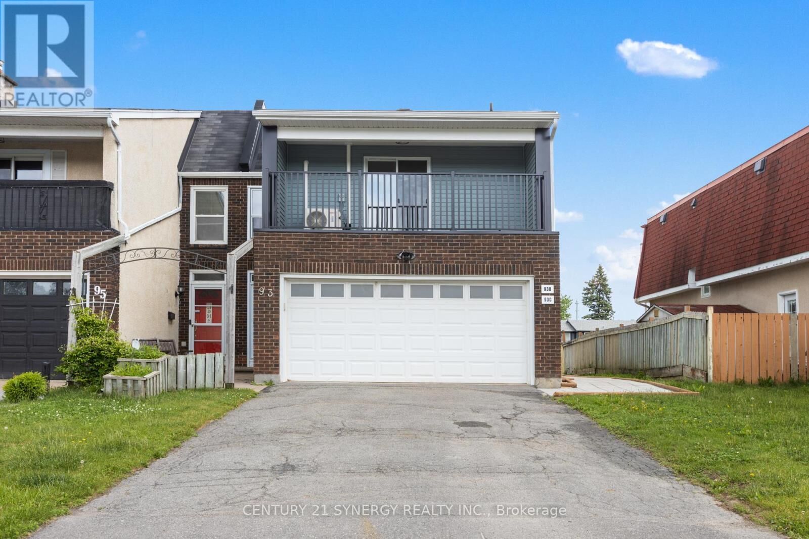 Property Photo: 93C Tarquin Crescent C ON K2H 8J7