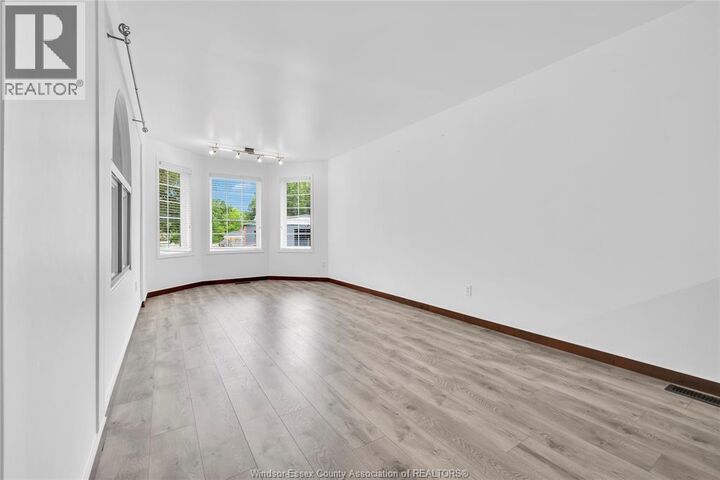 Property Photo:  6860 Matchette Upper  ON N9J 3H7 