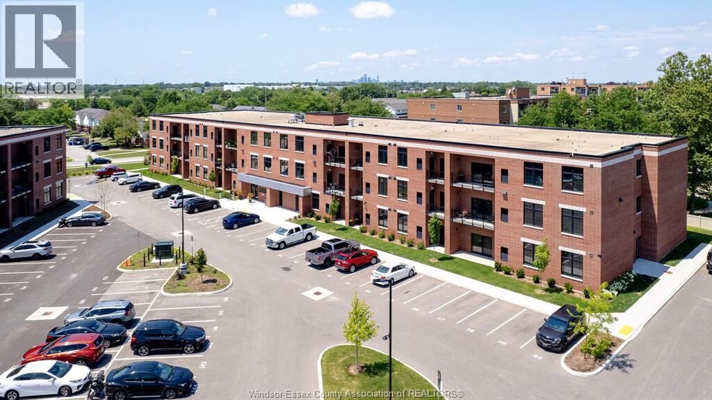 Property Photo: 3160 Meadowbrook Lane 103 ON N8T 0B2