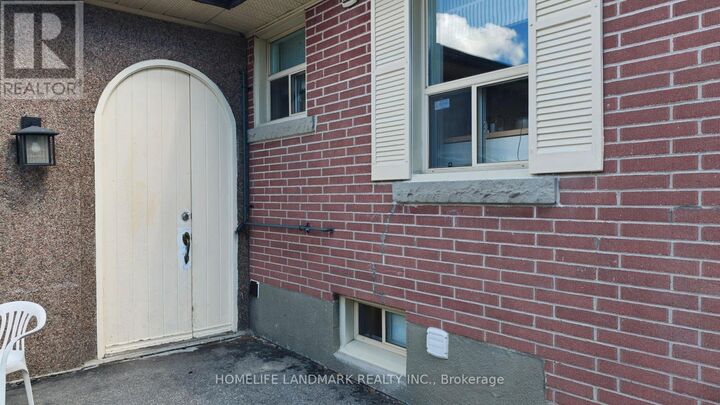 Property Photo: 385 Marybay Crescent Bsmt 1# ON L4C 2X5