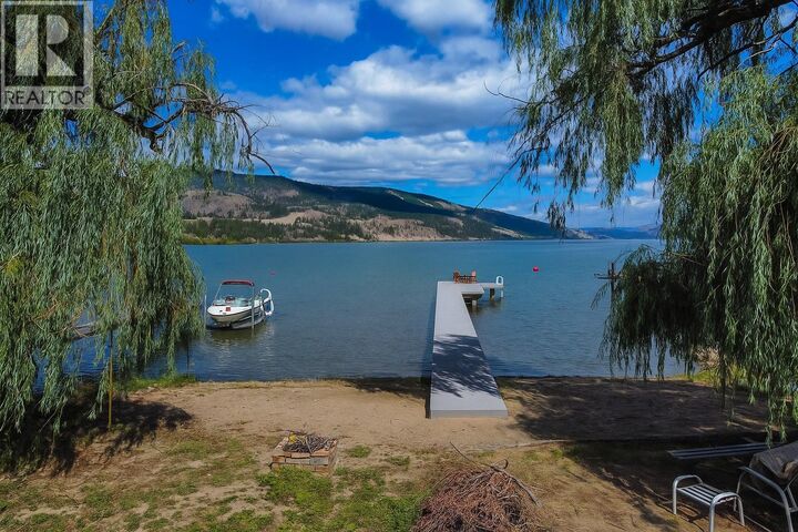 Property Photo: 3242 Clement Road BC V4V 1X7