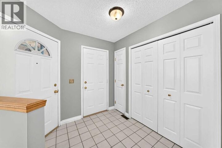 Property Photo:  238 Scenic Acres Terrace Northwest  AB T3L 1Y4 