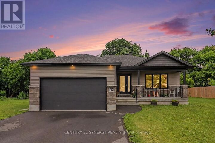 Property Photo: 27 Calco Crescent ON K0C 1W0