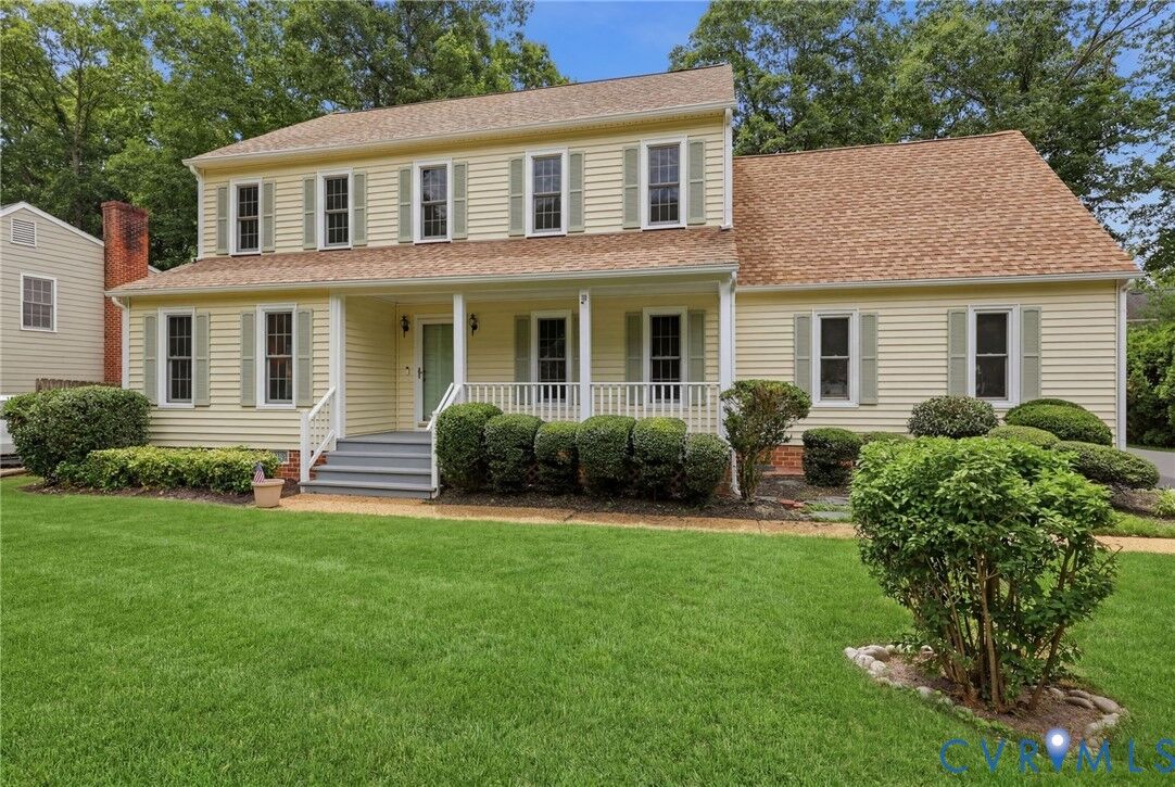 Property Photo:  13619 Knobhill Court  VA 23114 