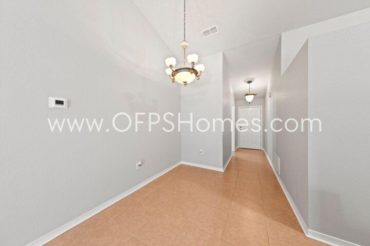 Property Photo:  107 Cabana Way  FL 32536 