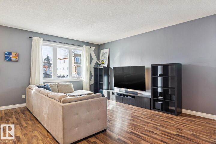 Property Photo: 11118 72 Avenue NW AB T6G 0B2