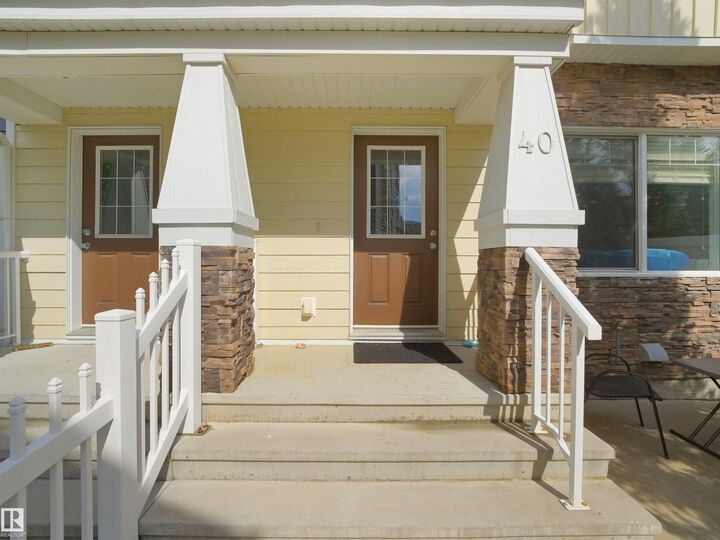 Property Photo: 2003 Rabbit Hill Road NW 40 AB T6R 0R7