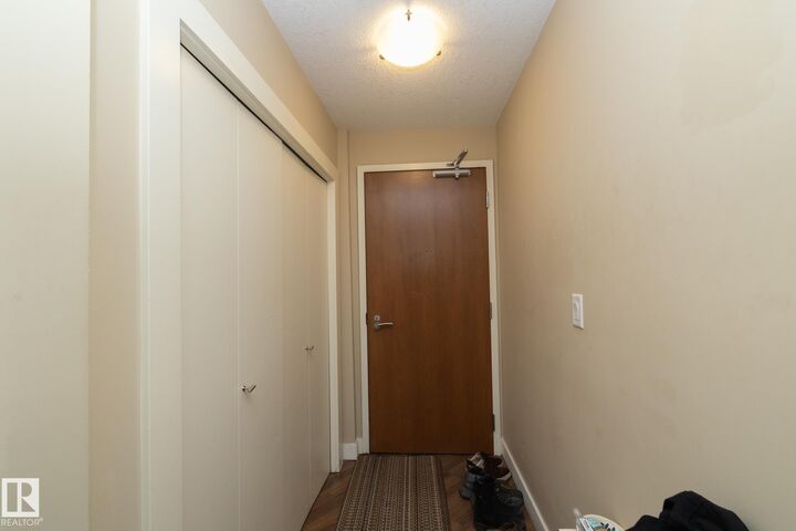Property Photo: 10136 104 Street NW 1004 AB T5J 0B5