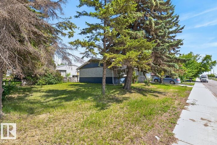 Property Photo: 11408 127 Avenue NW AB T5E 0C6