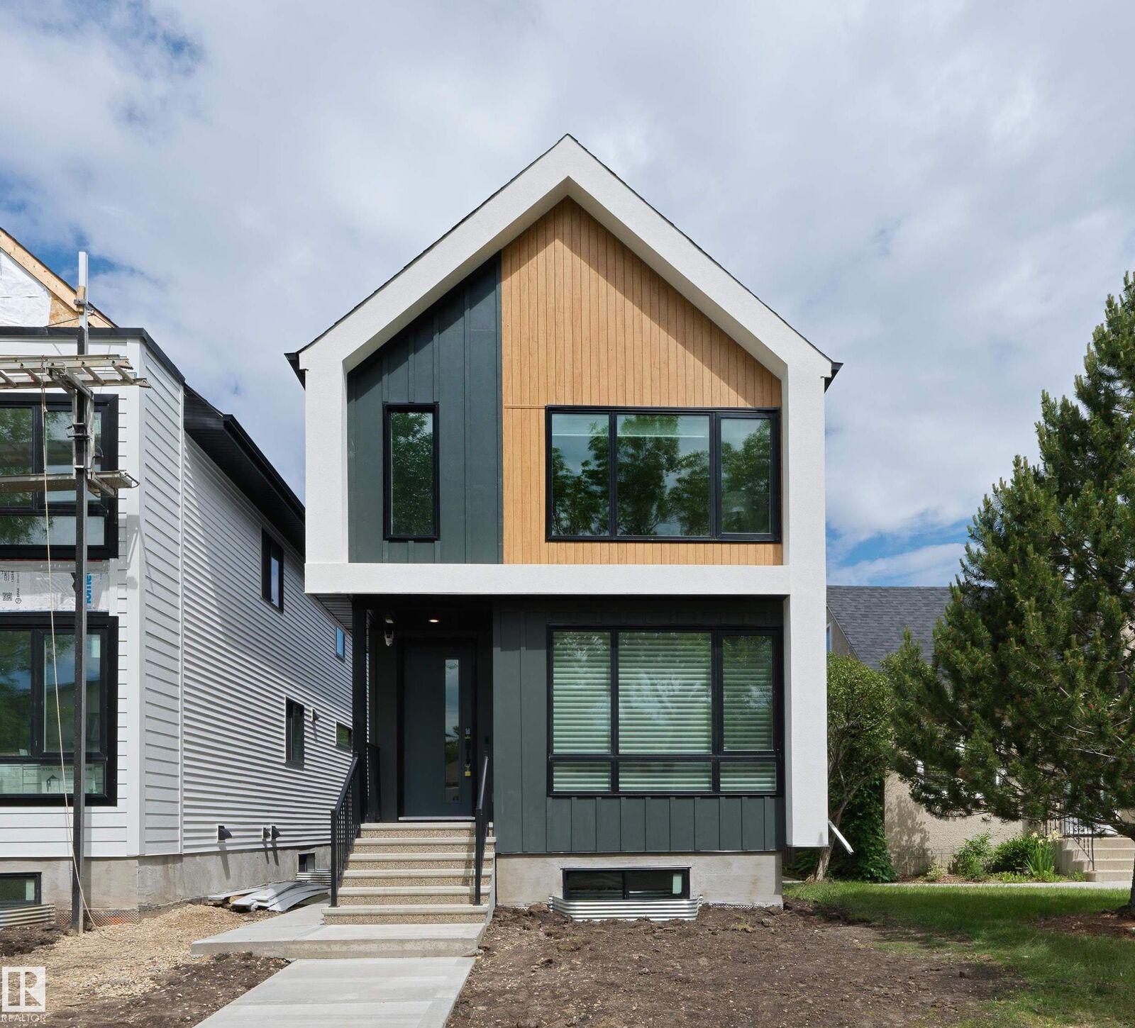 Property Photo: 8134 77 Avenue NW AB T6C 0L2