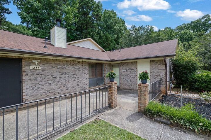 Property Photo: 1238 Shannon Way SW GA 30008