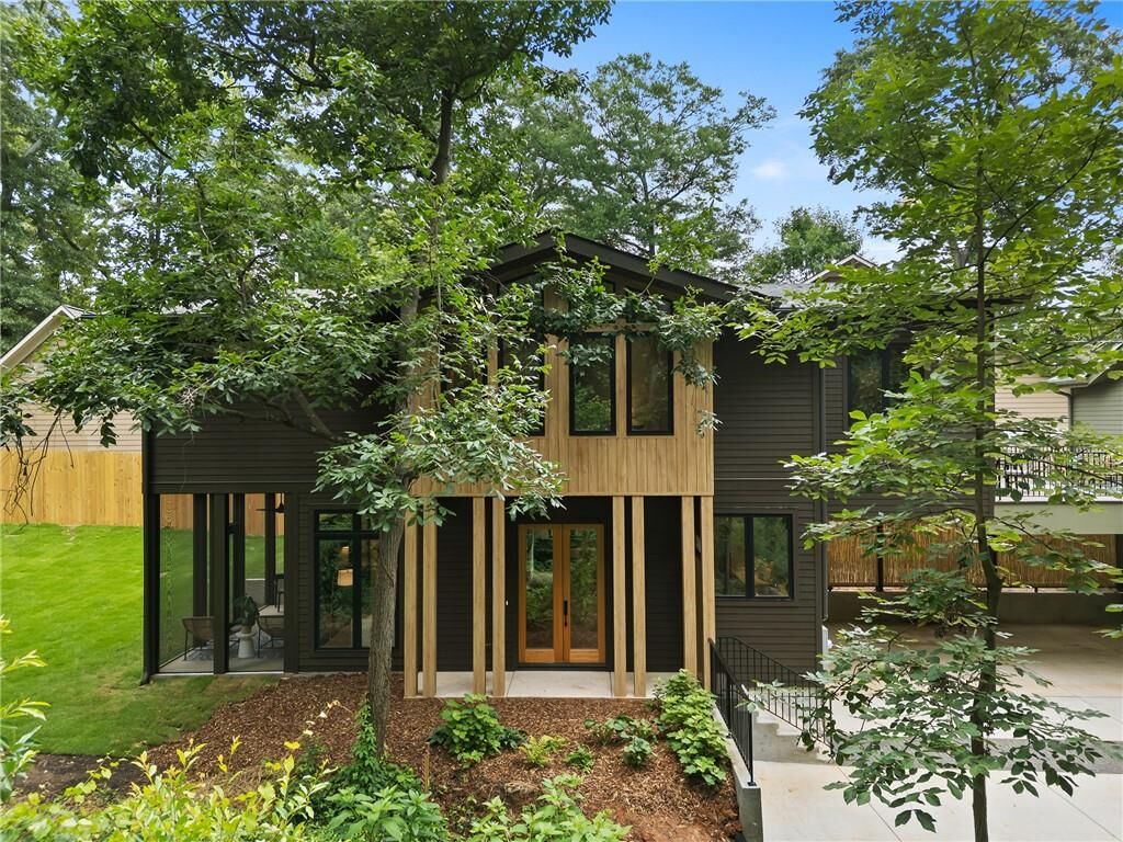Property Photo: 220 B Green Street GA 30030