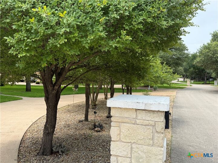 Property Photo:  901 Salado Oaks Drive  TX 76571 