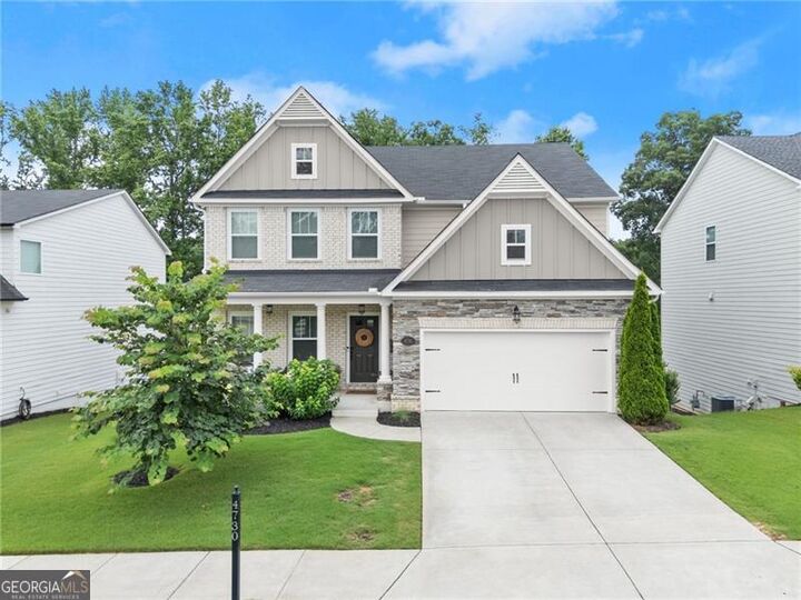 Property Photo: 4730 Sandy Creek Drive GA 30028