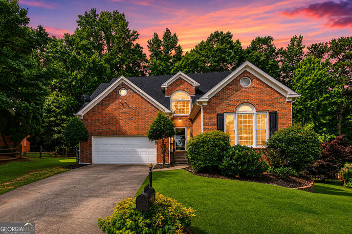 Property Photo: 2707 Glenrose Hill GA 30341