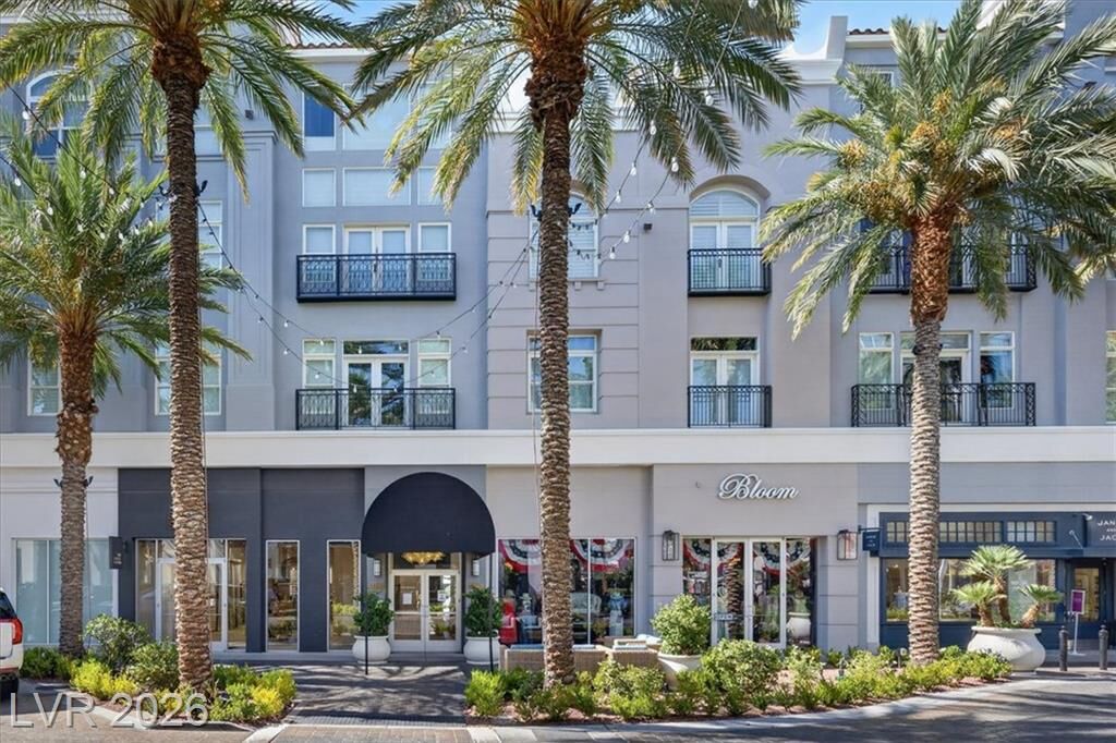 Property Photo: 2220 Village Walk Drive 3221 NV 89052