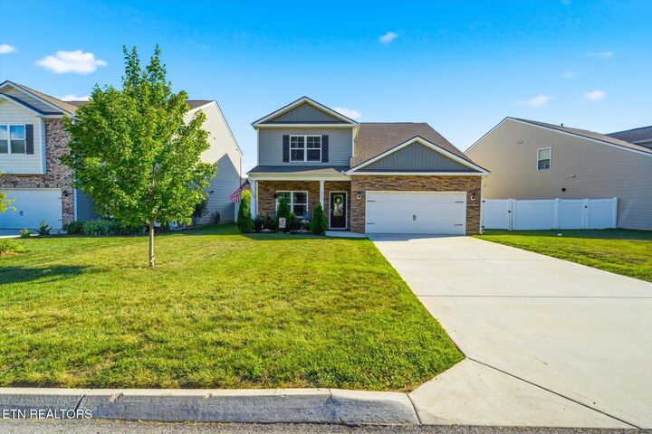 Property Photo:  4745 Willow Bluff Circle  TN 37914 