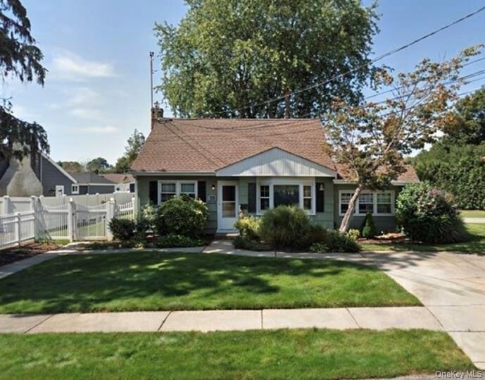 Property Photo: 18 E Bay Drive NY 11795