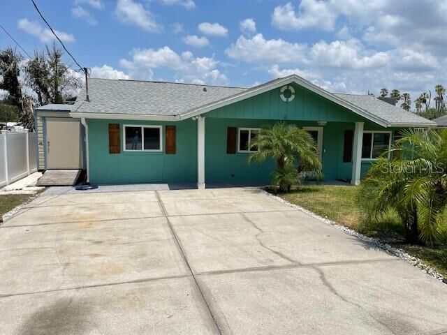 Property Photo: 10922 Park Drive FL 33569
