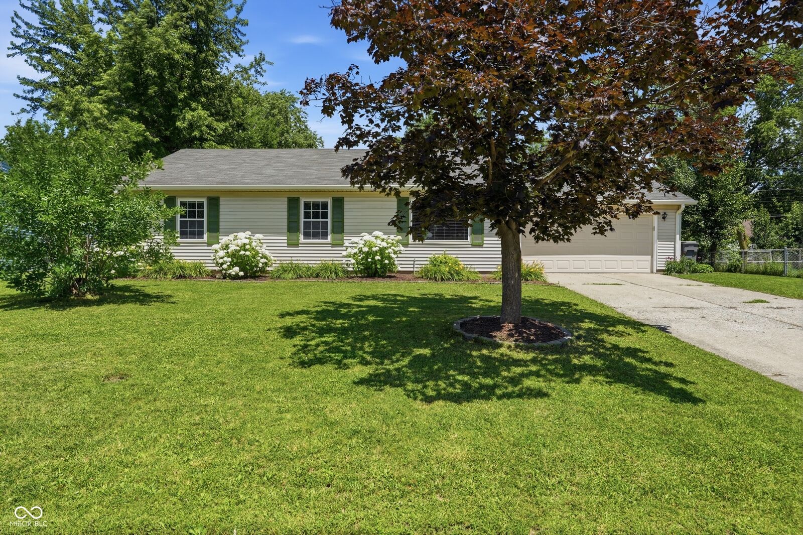 Property Photo: 5832 Windward Way IN 46278