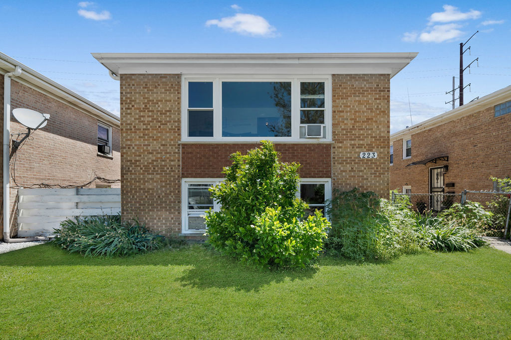 Property Photo:  223 30th Avenue  IL 60104 