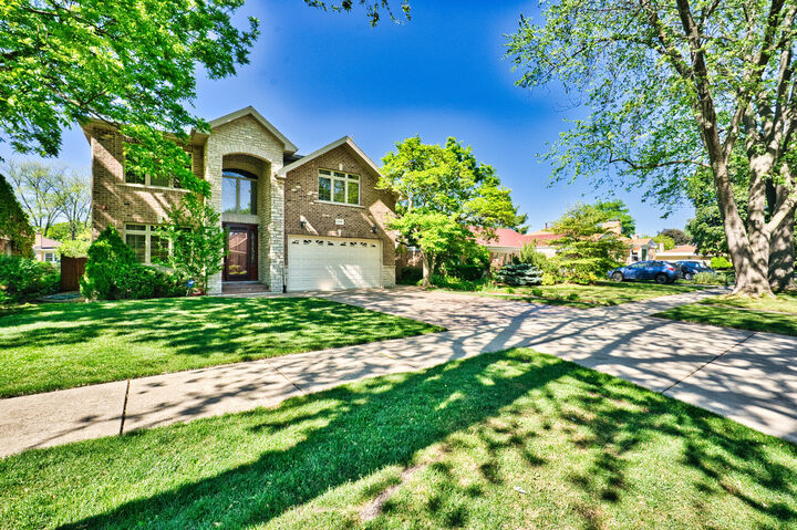 Property Photo: 5044 Coyle Avenue IL 60077