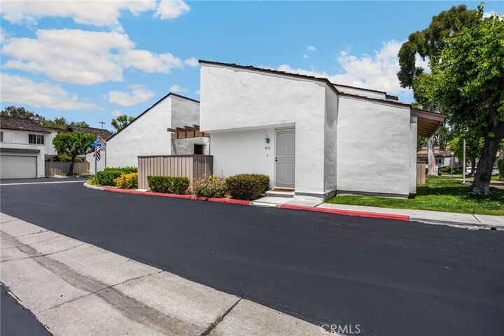 Property Photo:  416 Shady Court  CA 92821 