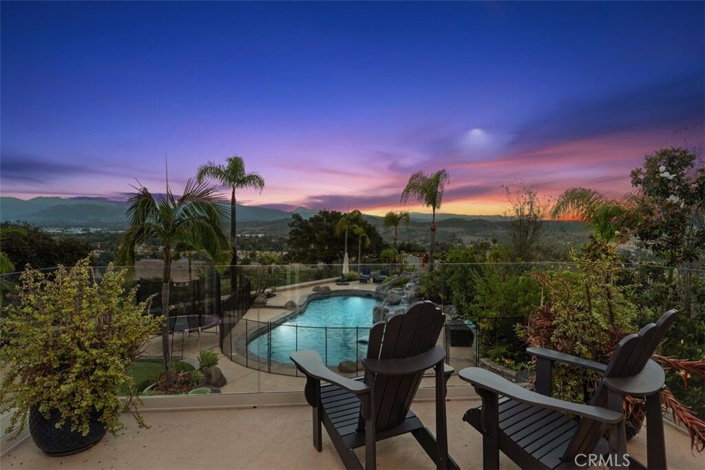 Property Photo:  23888 Skyline  CA 92692 