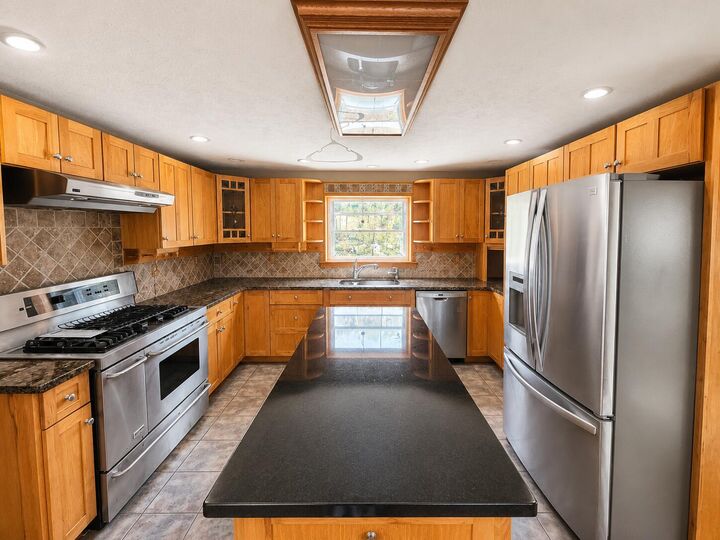 Property Photo:  652 Deering Ridge Road  ME 04030 